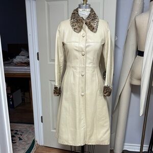 Women's Cream leather Coat with real  Fur Trim